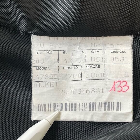 STELLA MCCARTNEY black tuxedo blazer with pin stripe detail. 40 - Picture 7 of 8